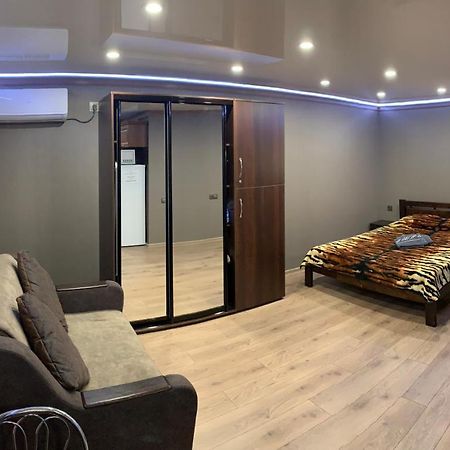 شقة Loft-Студио В Самом Центре Николаева المظهر الخارجي الصورة